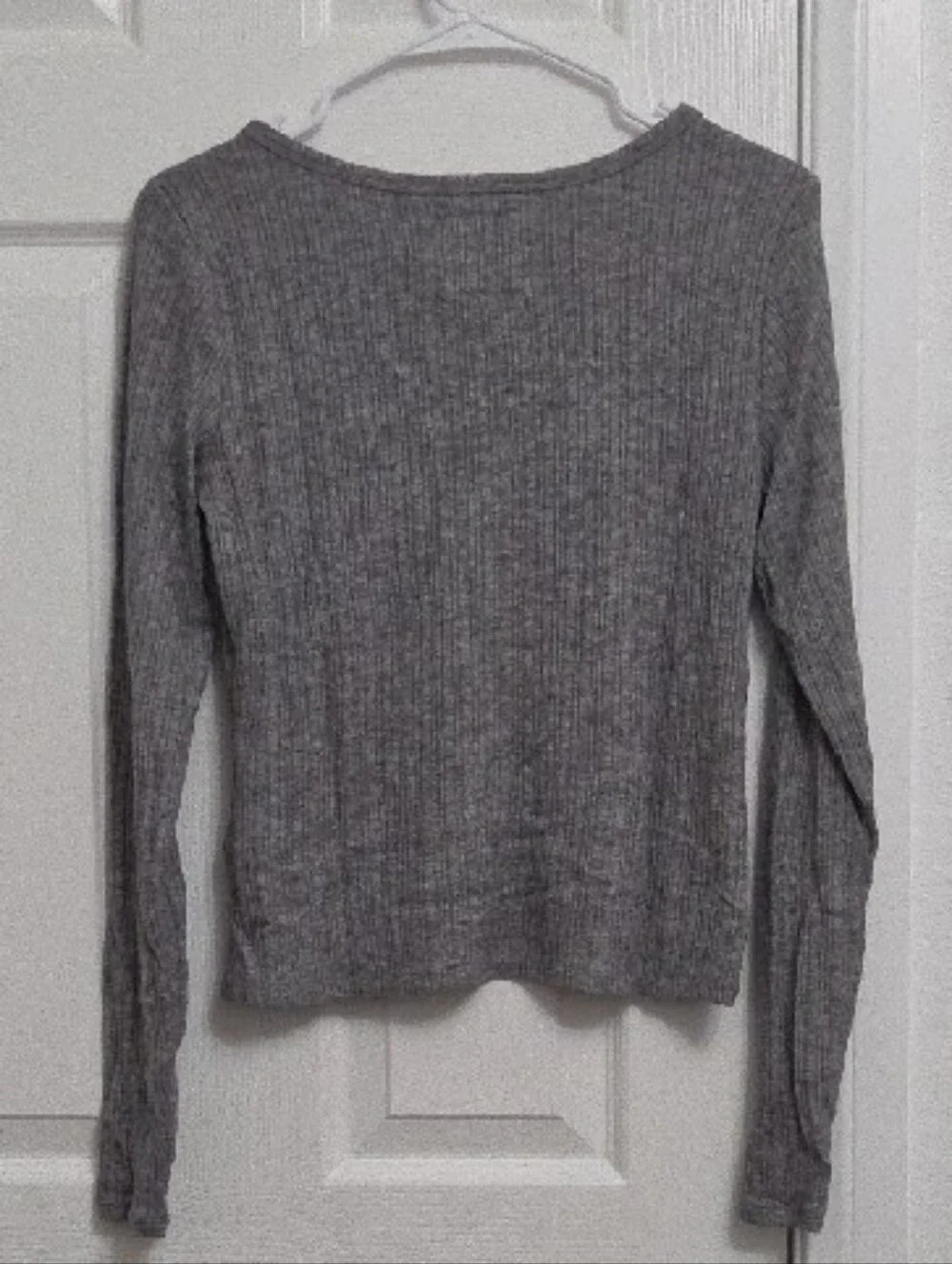 Hollister Gray Ribbed Scoop-Neck Henley Long Sleeve